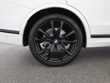 BMW X7 - 2024