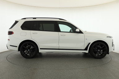 BMW X7 - 2024