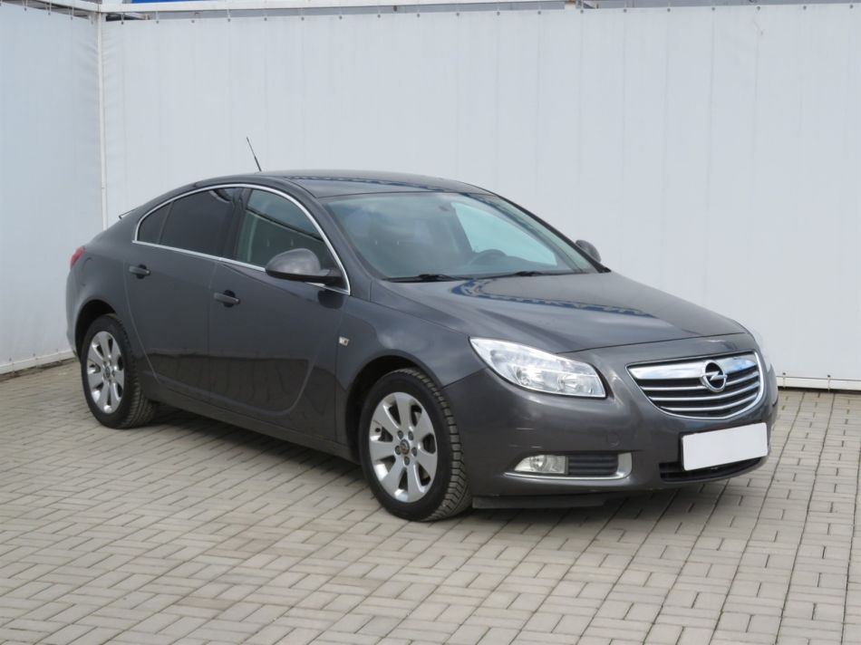 Opel Insignia - 2009