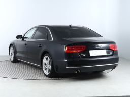 Audi A8 2011