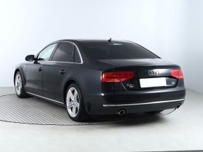 Audi A8 - 2011