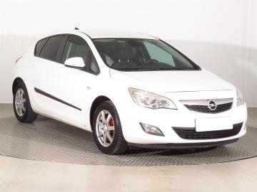 Opel Astra, 2010