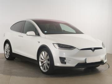 Tesla Model X 90D, 2016
