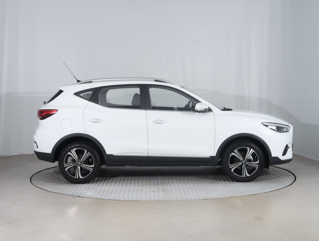 MG ZS SUV