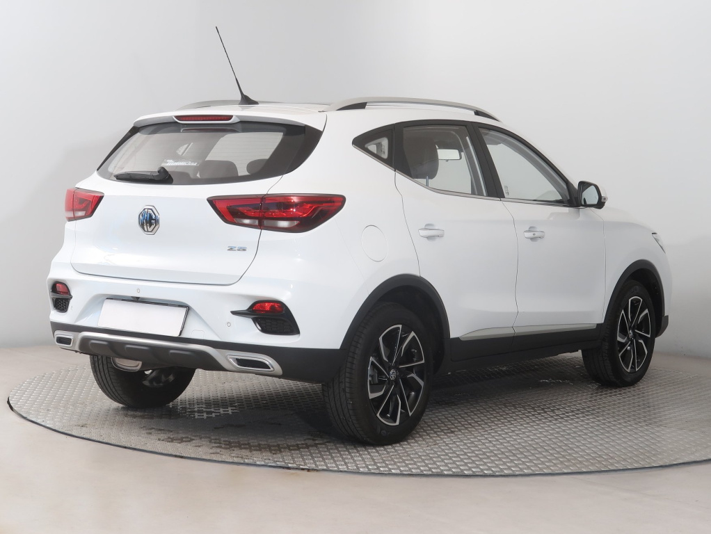 MG ZS SUV