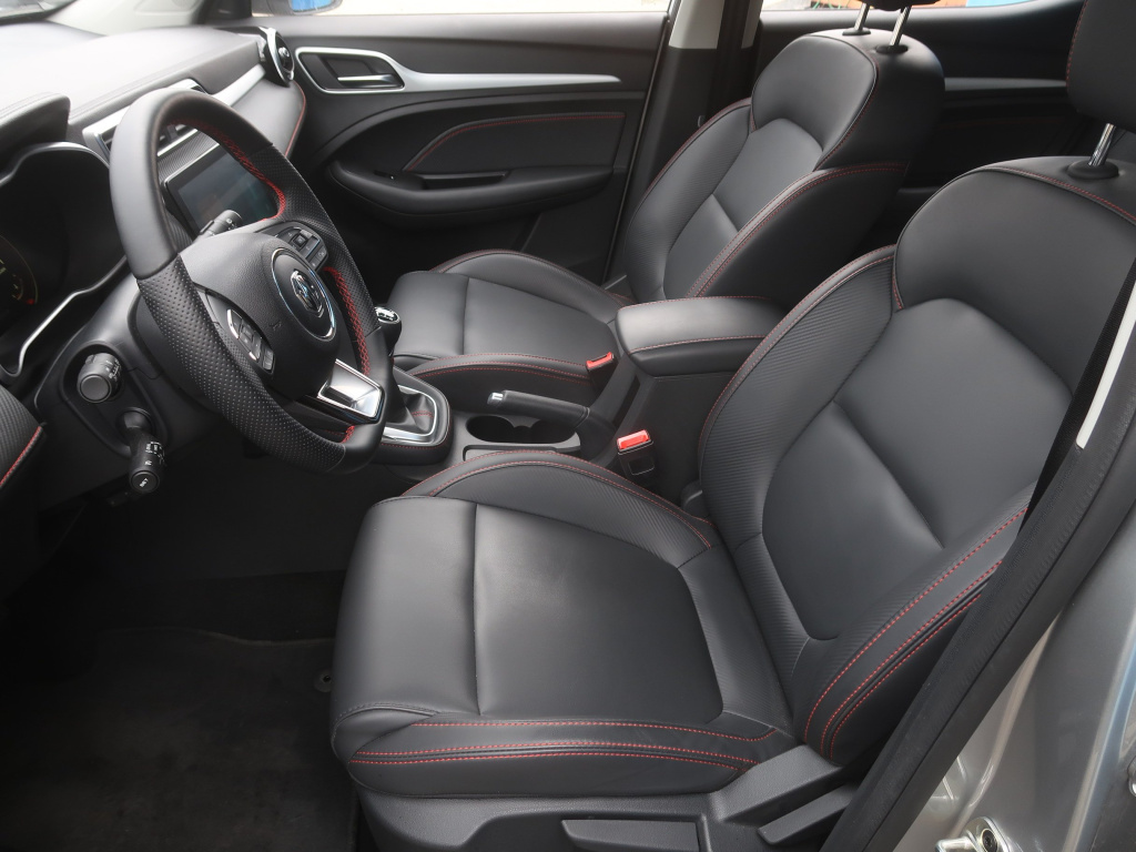 MG ZS SUV
