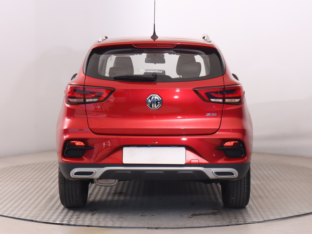 MG ZS SUV