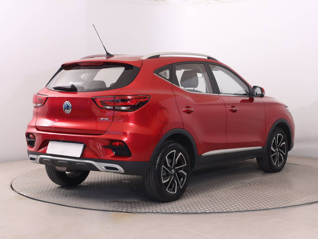 MG ZS SUV