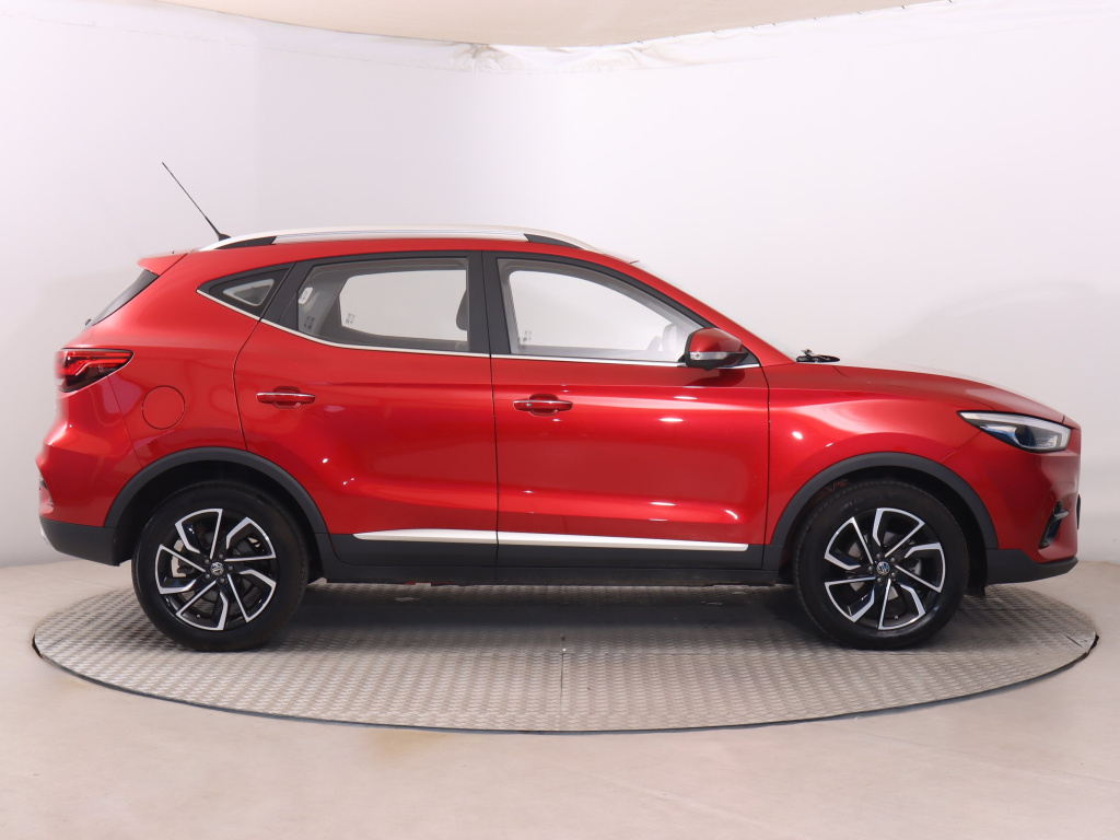MG ZS SUV