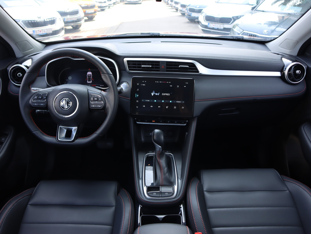 MG ZS SUV