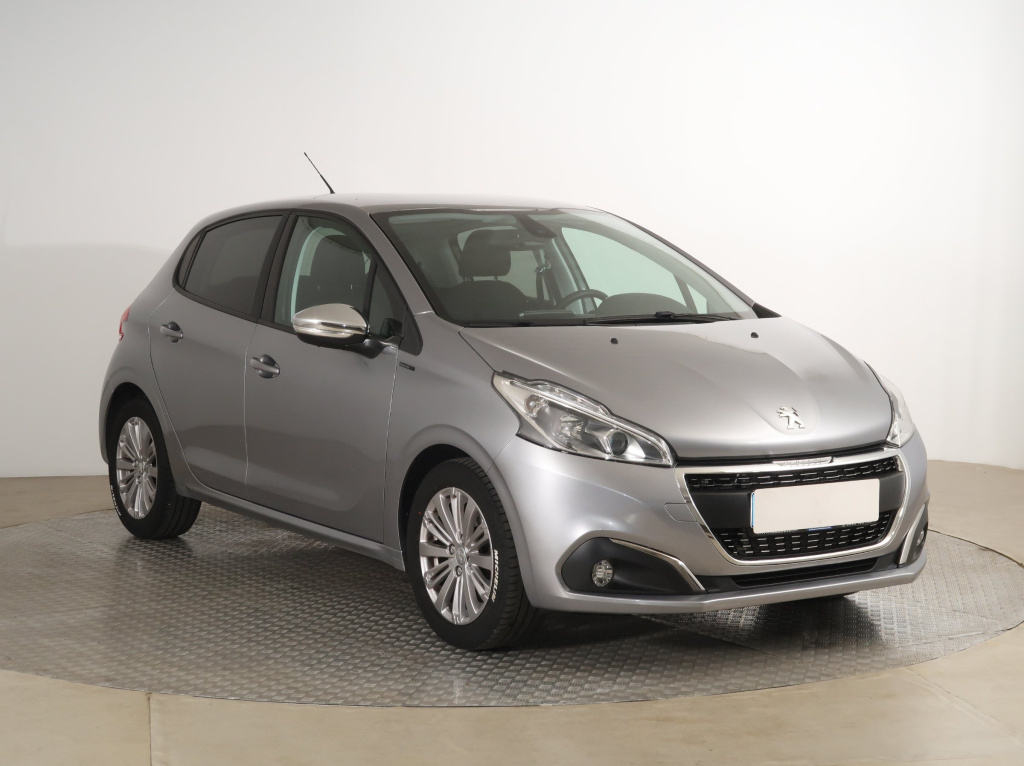 Peugeot 208, 2019, 1.2 PureTech, 61kW