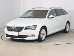 Škoda Superb 2015