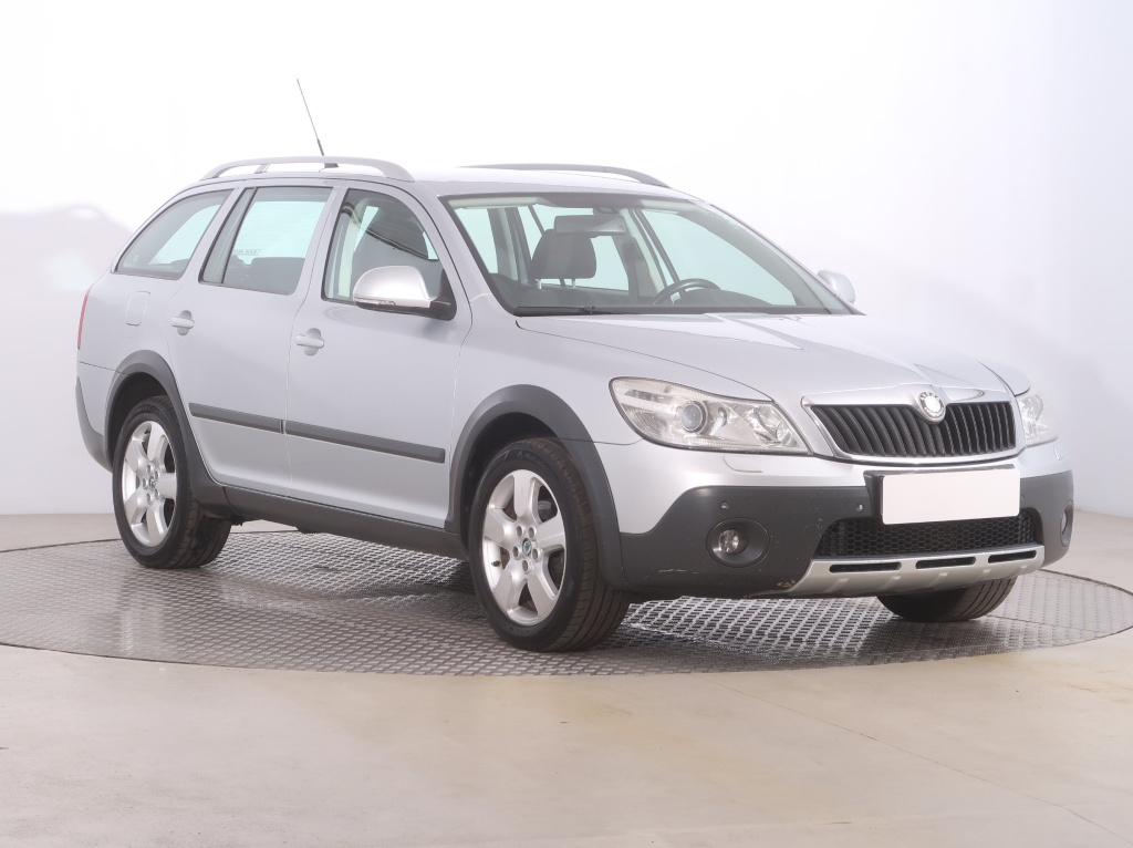 Škoda Octavia Scout, 2010, 2.0 TDI, 103kW, 4x4