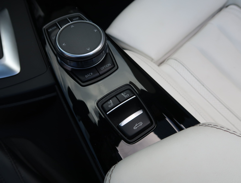 BMW 4