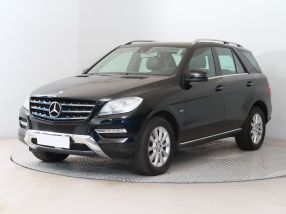 Mercedes-Benz ML - 2012