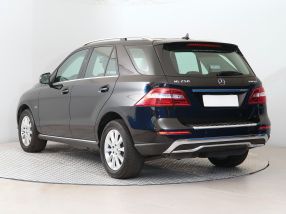 Mercedes-Benz ML - 2012