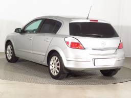 Opel Astra 2004