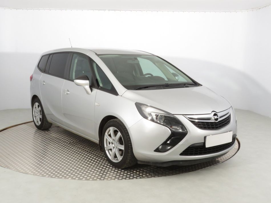 Opel Zafira Tourer - 2015