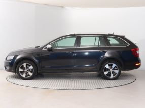 Skoda Octavia Scout - 2016