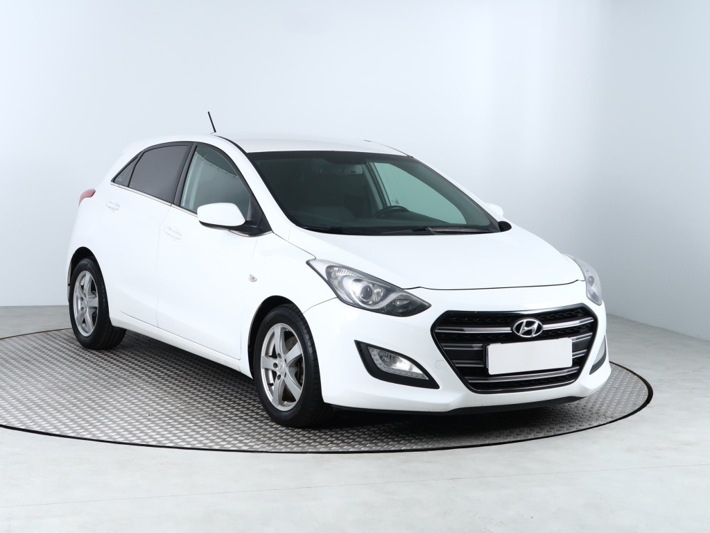 Hyundai i30, 2015, 1.6 CRDi, 81kW