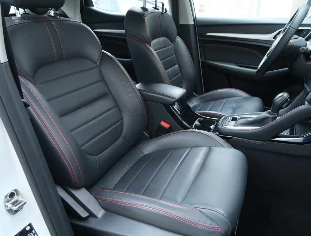 MG ZS SUV