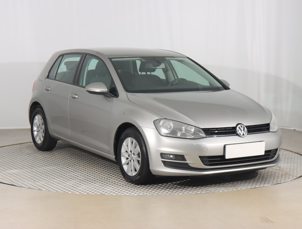 Volkswagen Golf, 2012, 1.6 TDI, 77kW