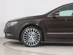 Škoda Superb 2013