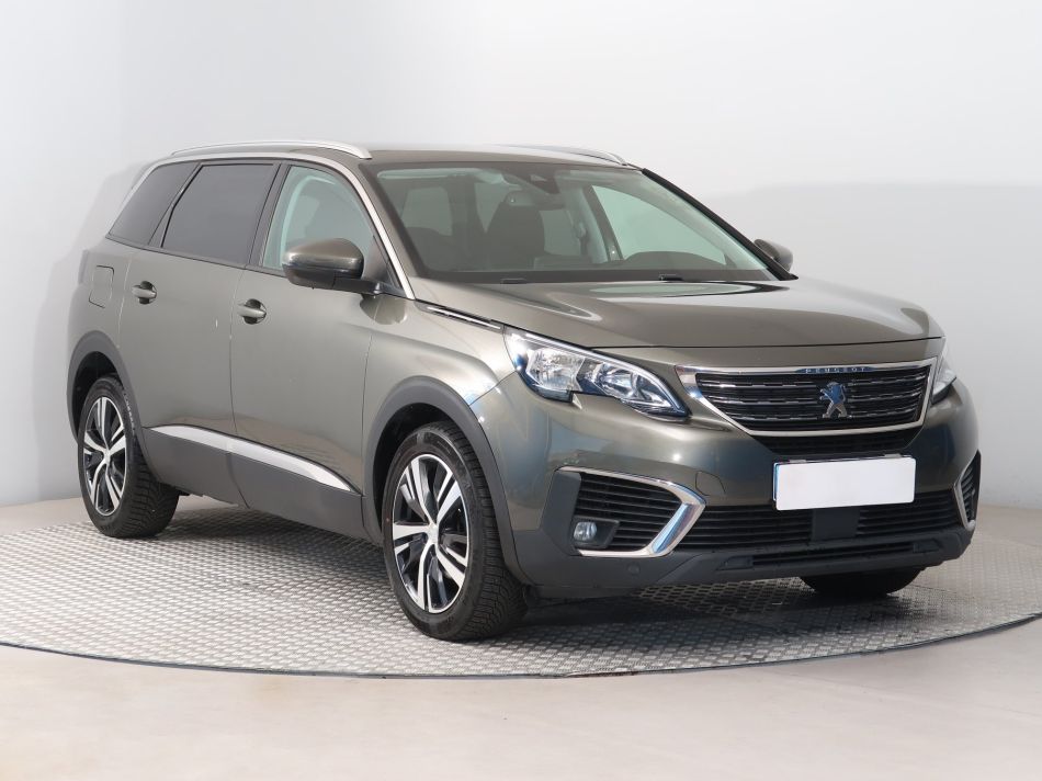 Peugeot 5008 - 2017