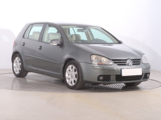 Volkswagen Golf, 2005