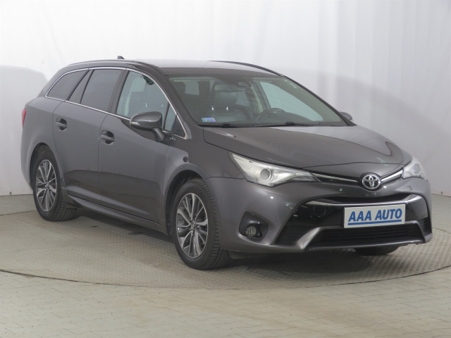 Toyota Avensis 2016