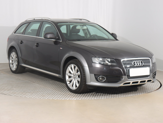 Audi A4 Allroad 2011