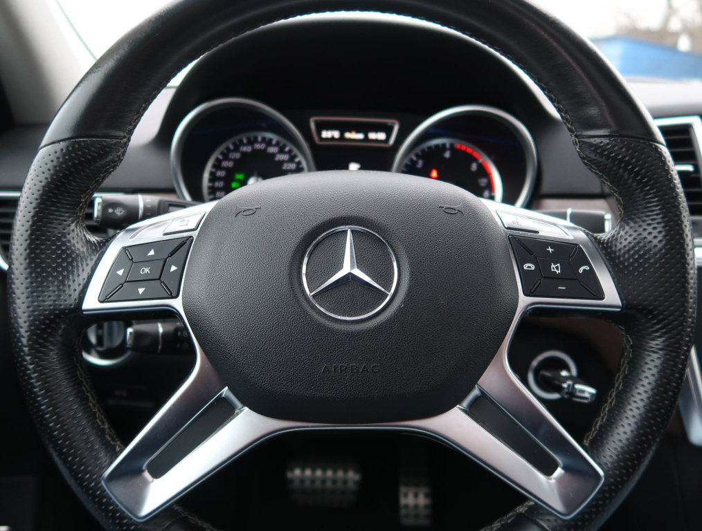 Mercedes-Benz ML