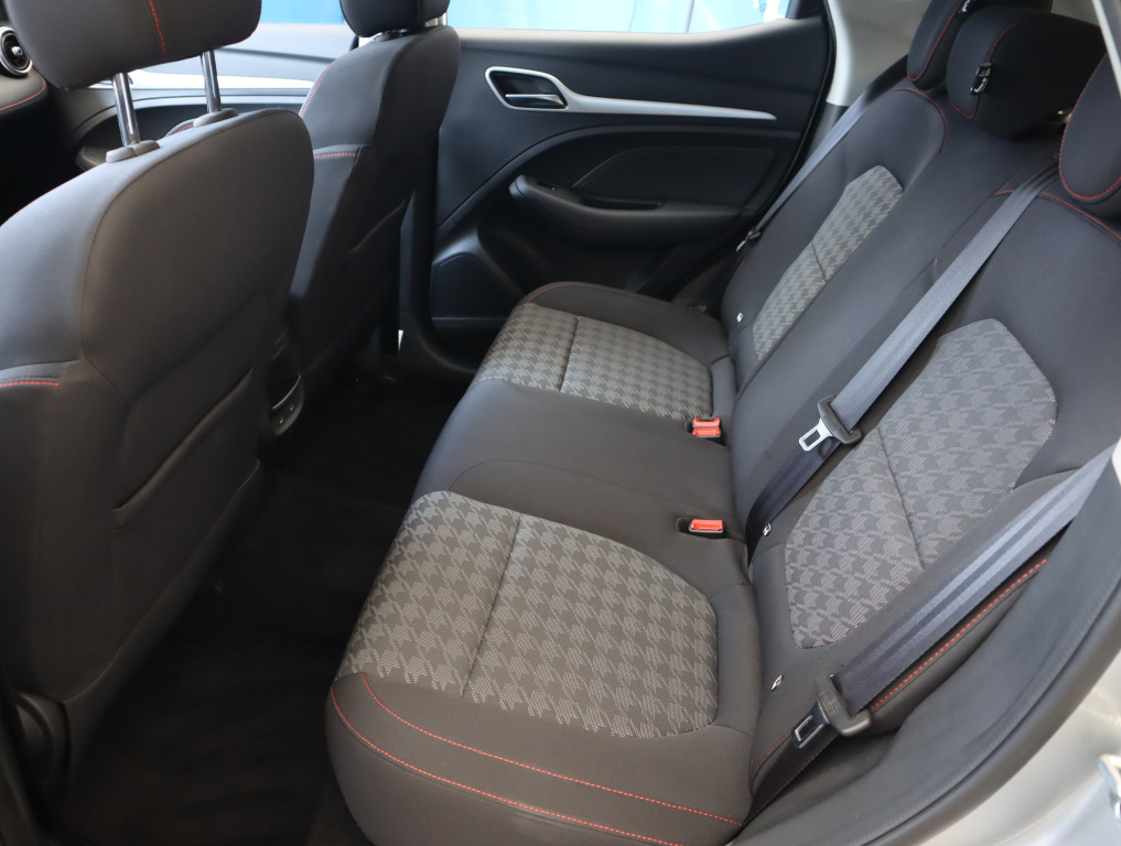 MG ZS SUV