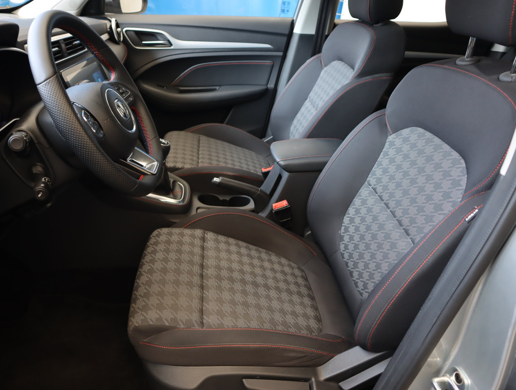 MG ZS SUV