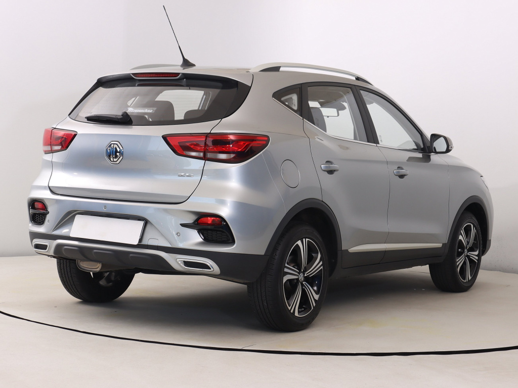 MG ZS SUV