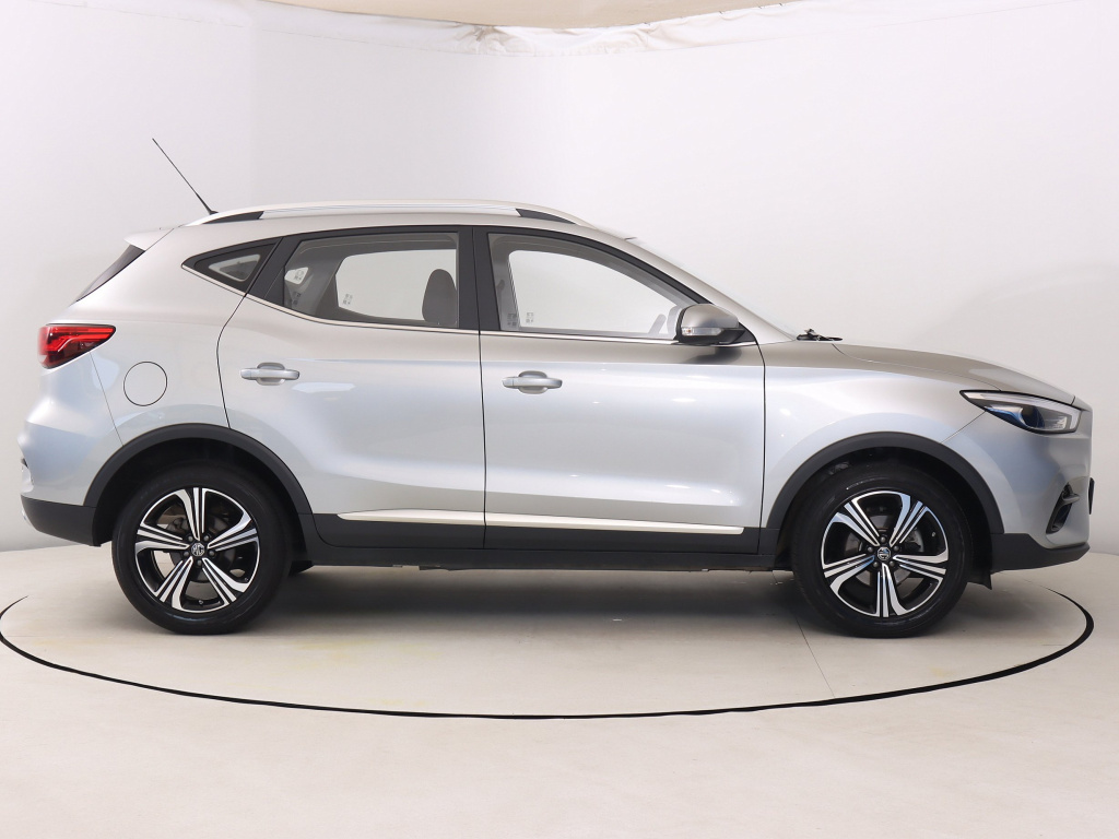 MG ZS SUV