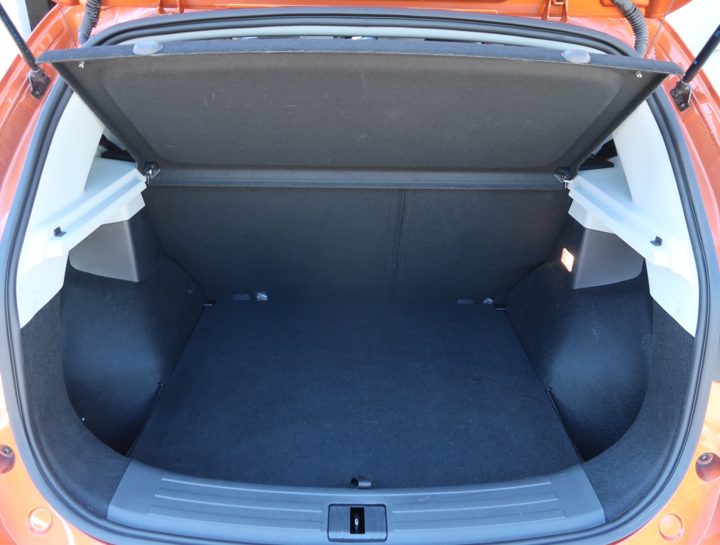 MG ZS SUV