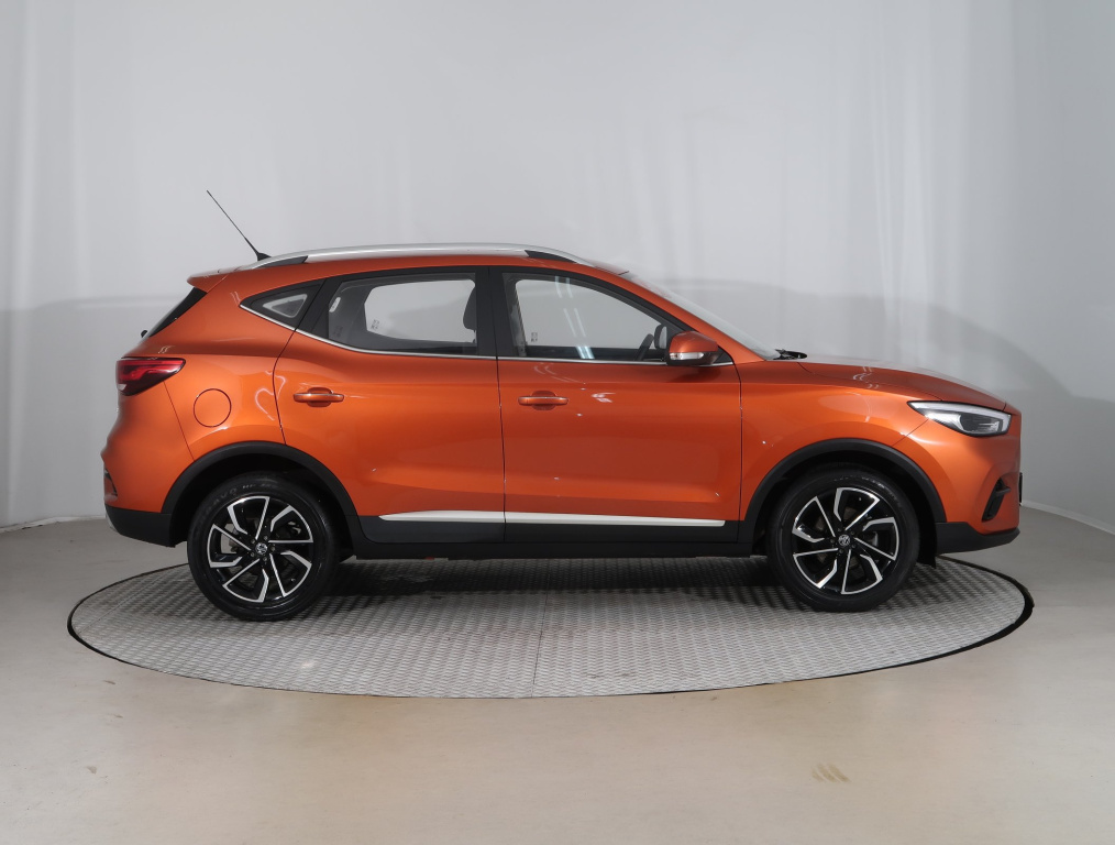 MG ZS SUV