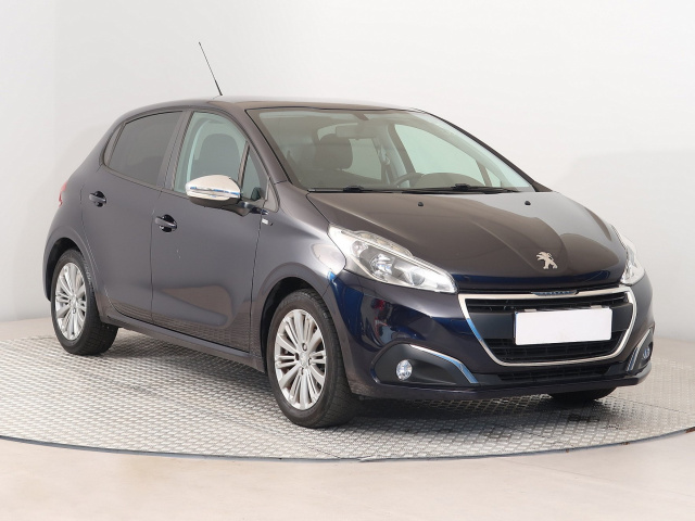 Peugeot 208 2016