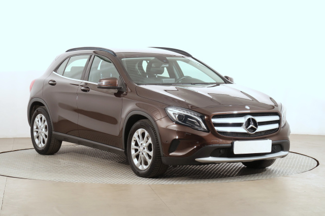 Mercedes-Benz GLA 2016