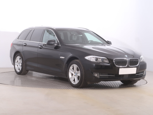 BMW 5 2011