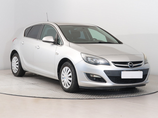 Opel Astra 2013