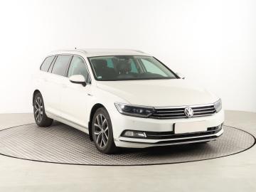 Volkswagen Passat, 2015