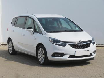 Opel Zafira, 2018