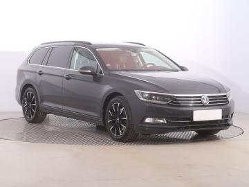 Volkswagen Passat, 2015