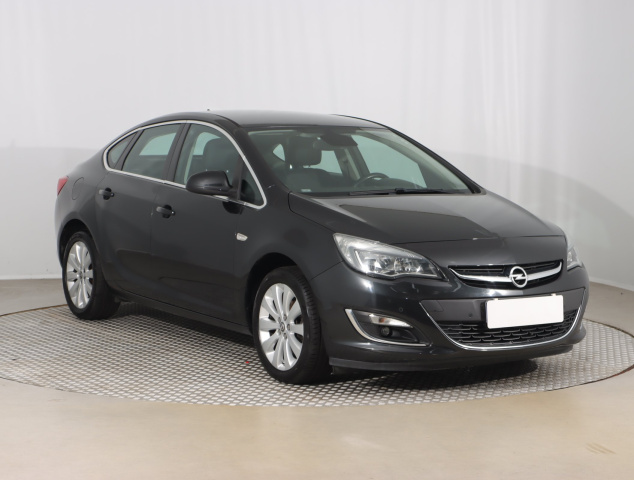 Opel Astra 2015