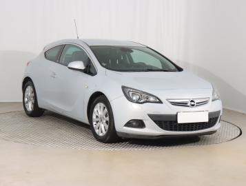 Opel Astra, 2012