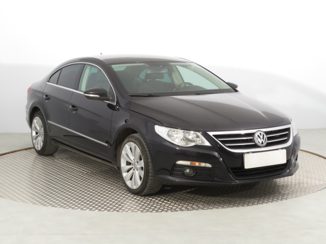 Volkswagen Passat CC 2011