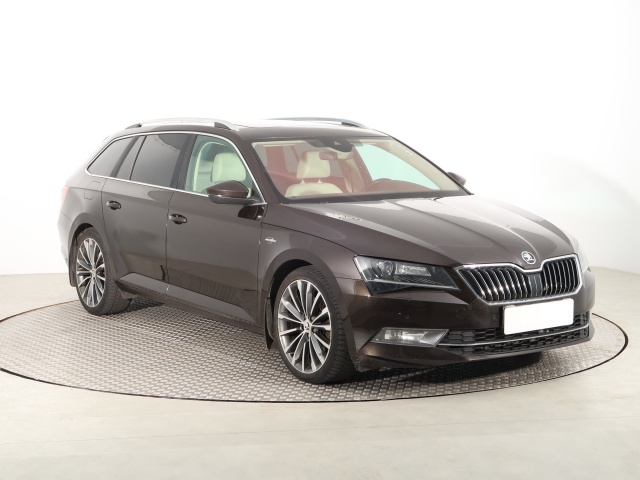 Škoda Superb 2015