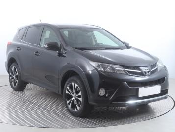 Toyota RAV4, 2015